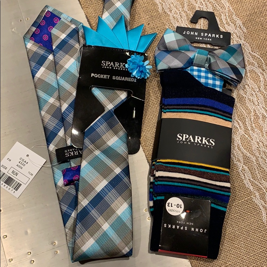 Brand New Pocket Squares Tie Socks And Bow Tie Brand New Pocket Squares Tie Socks And Bow Tie